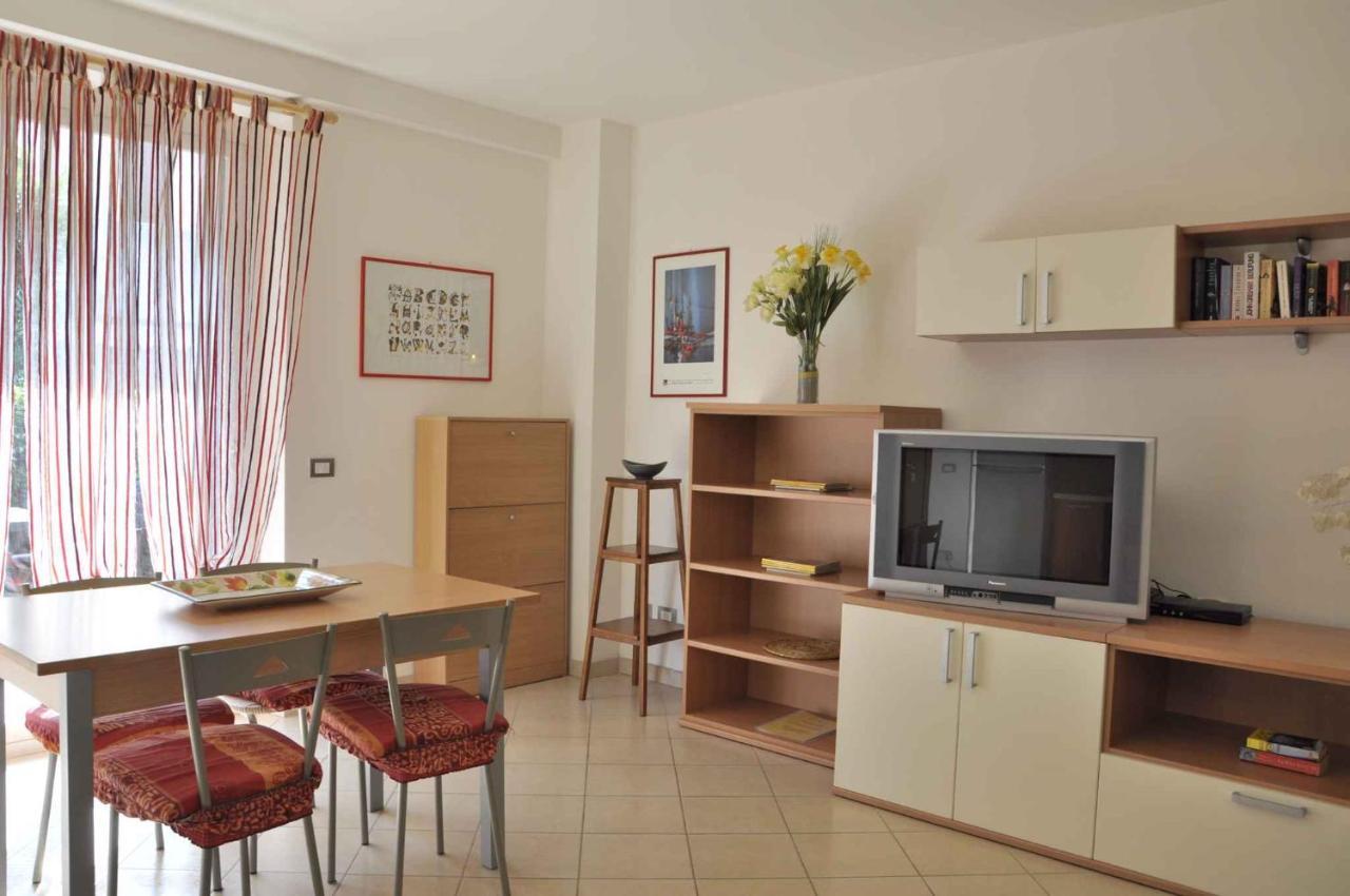 Apartments In Lazise - Gardasee 30250 Екстер'єр фото