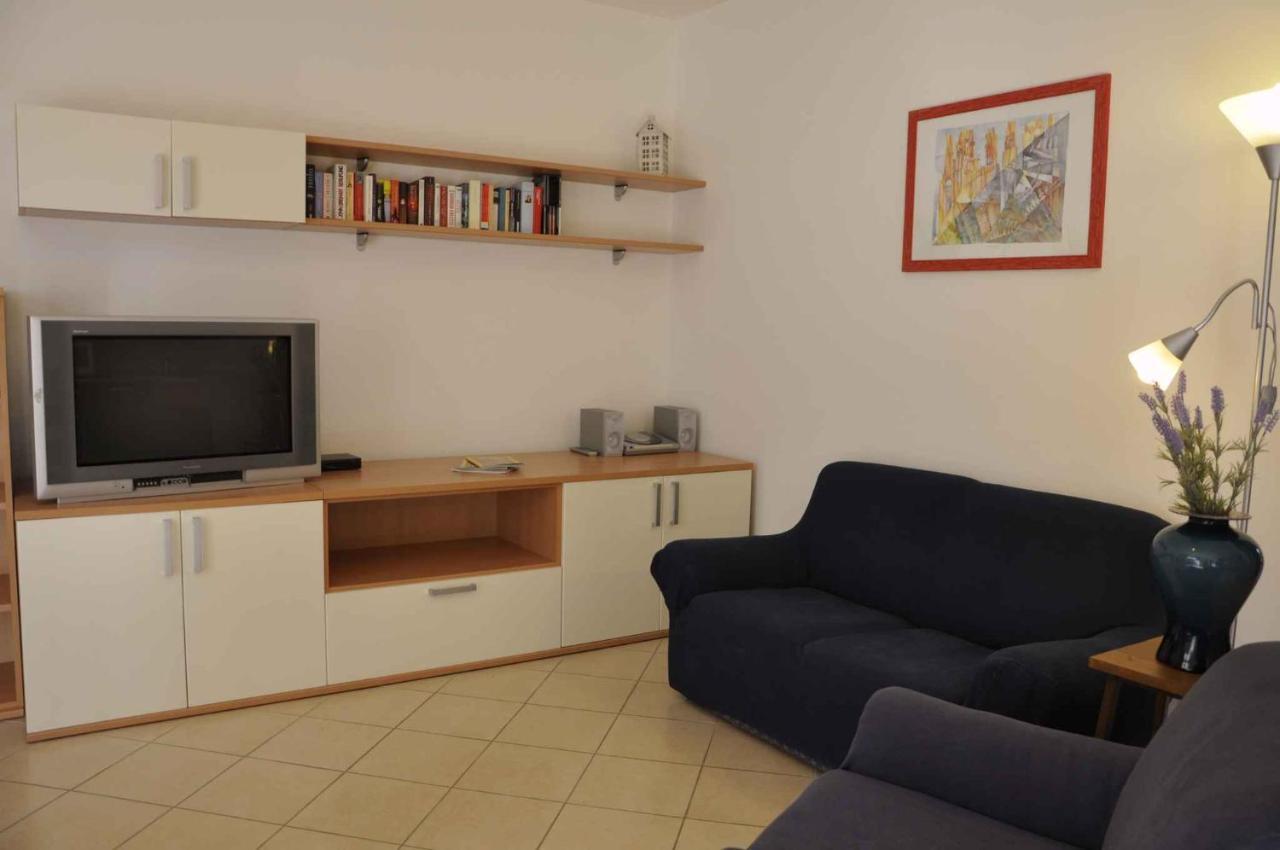 Apartments In Lazise - Gardasee 30250 Екстер'єр фото