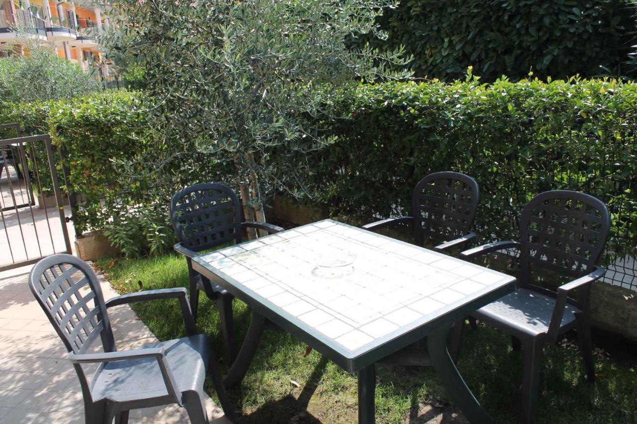 Apartments In Lazise - Gardasee 30250 Екстер'єр фото